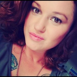 Meet your Posher, Nikki